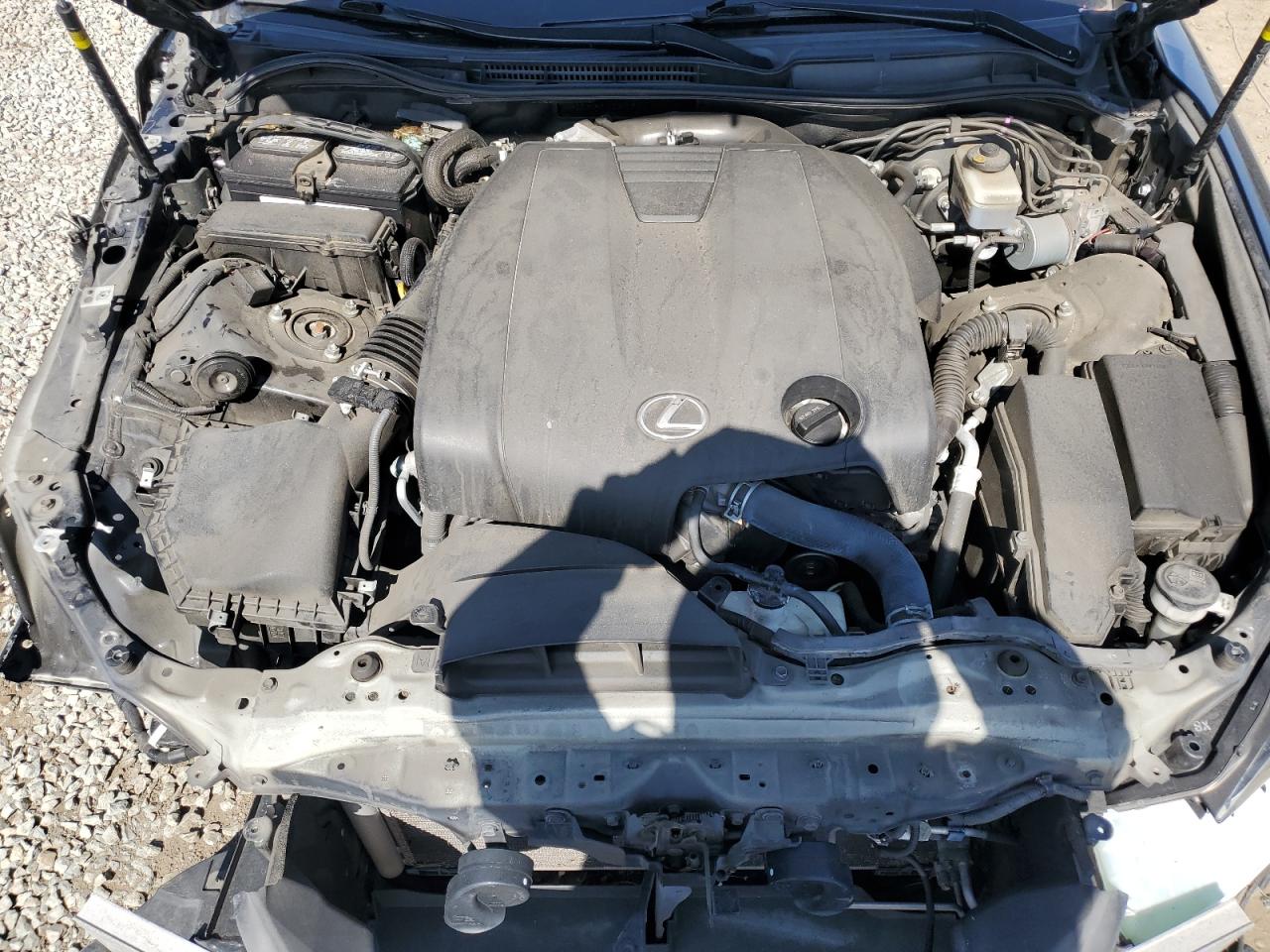 2015 Lexus IS - Image 11