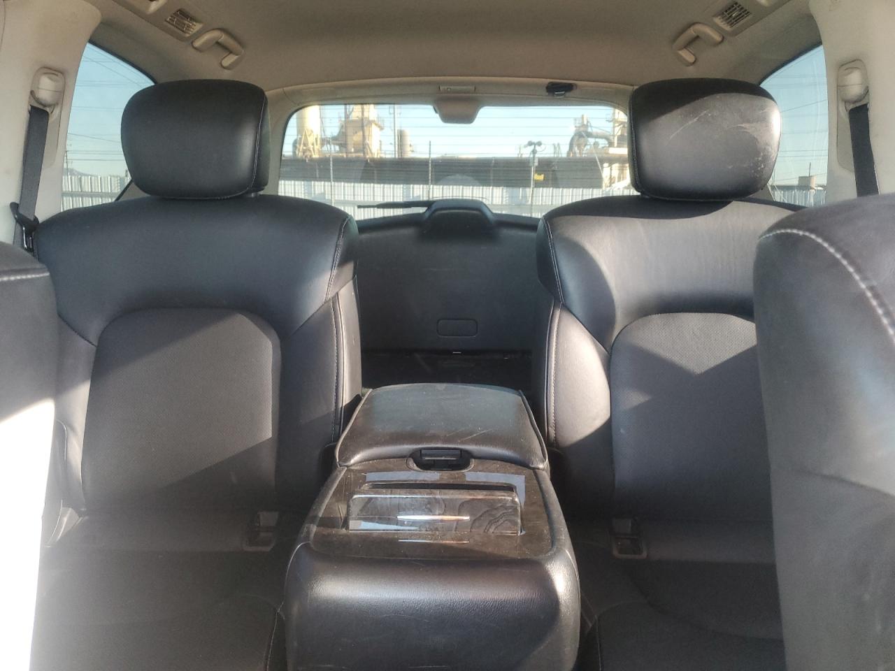 2021 Infiniti QX80 - Image 10