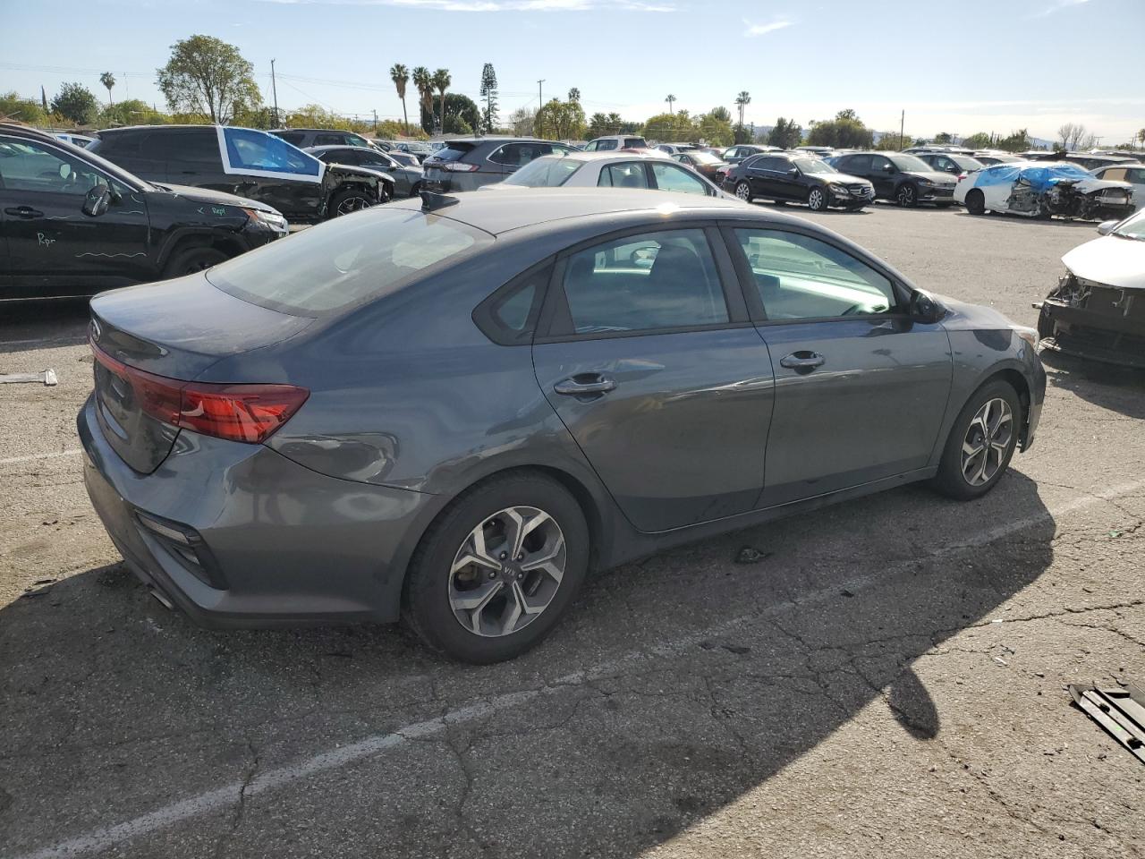 2019 Kia Forte - Image 3