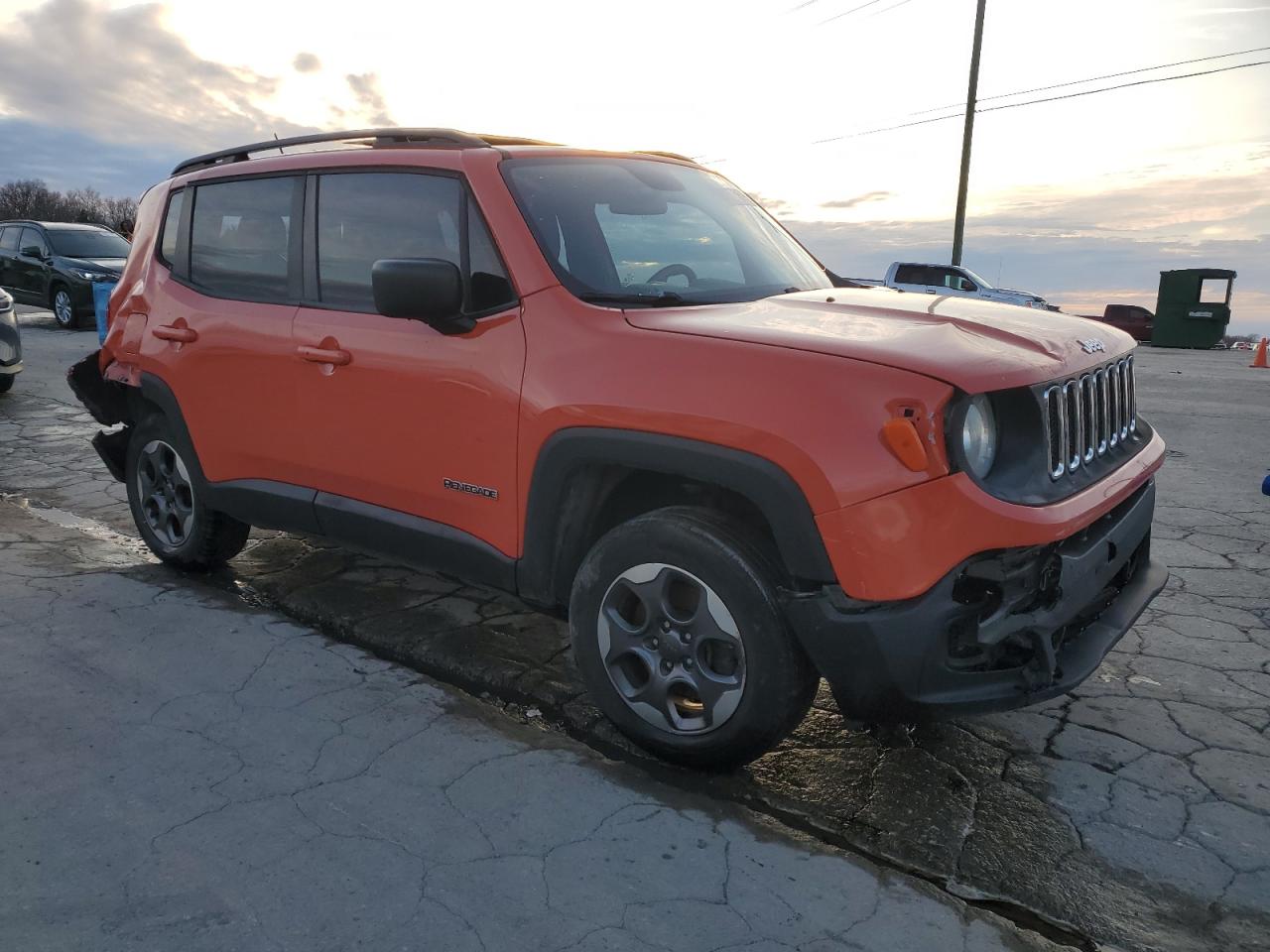 2016 Jeep Renegade - Image 4