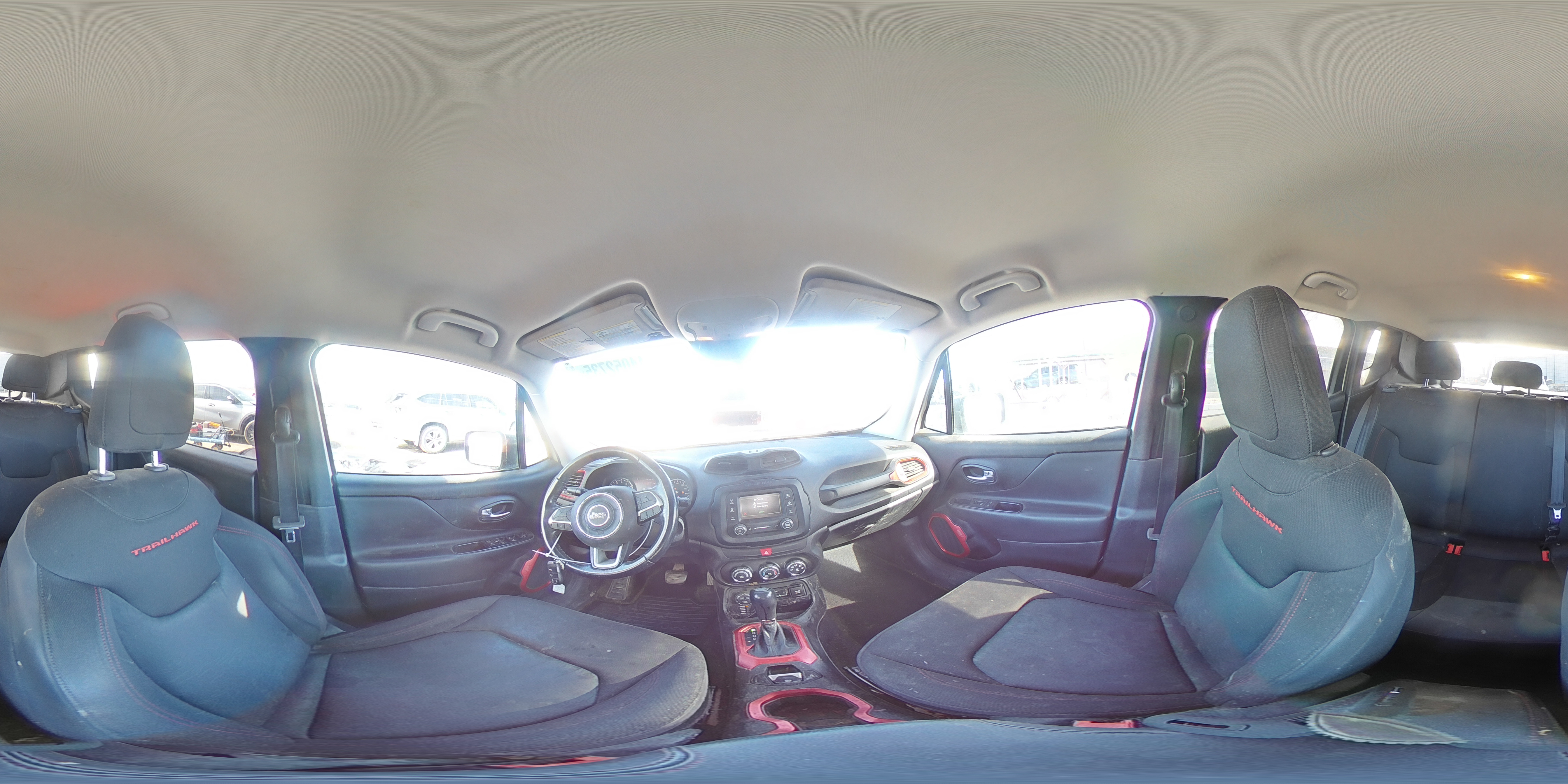 2017 Jeep Renegade - Image 16