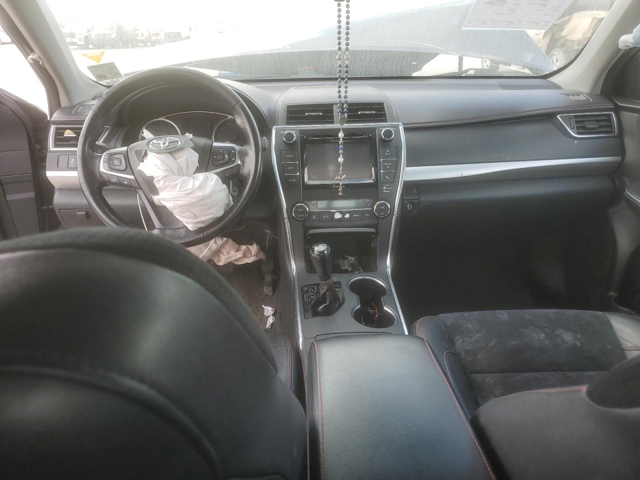 2016 Toyota Camry - Image 8