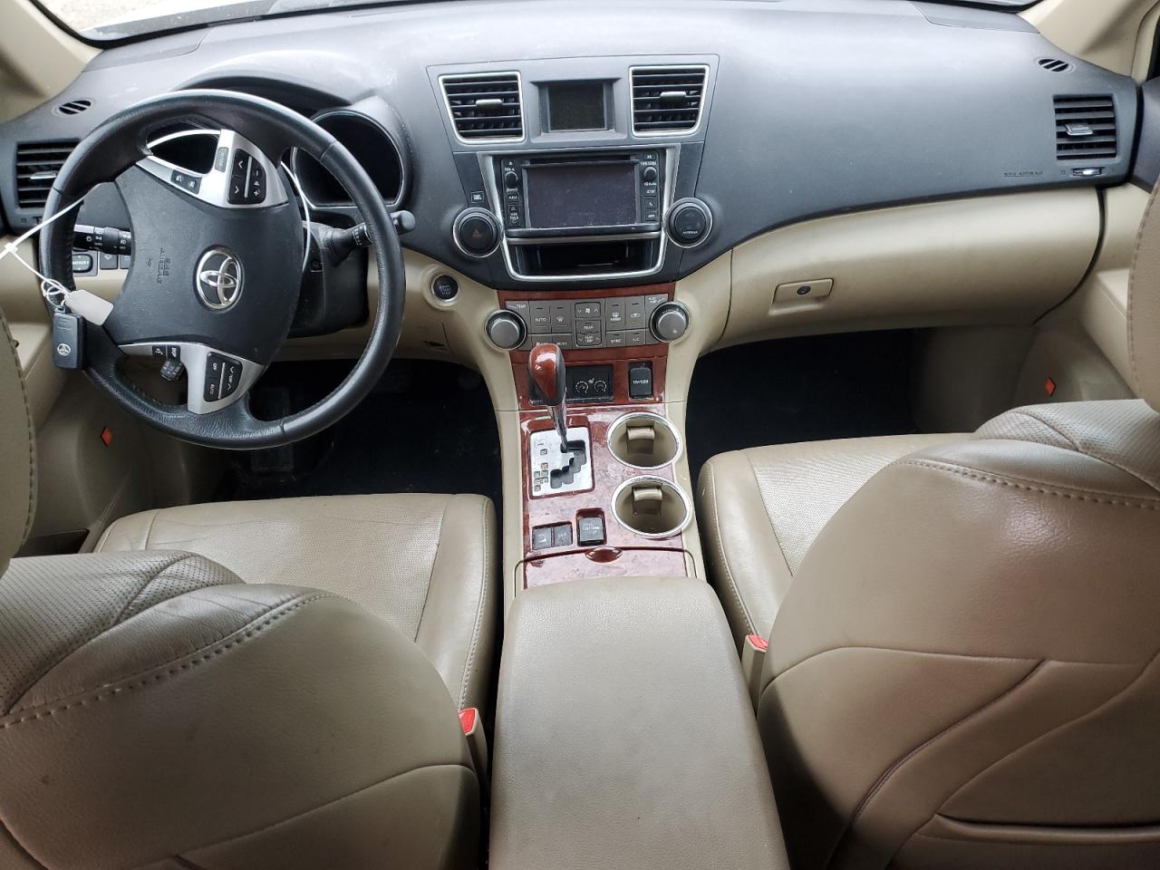 2013 Toyota Highlander - Image 8