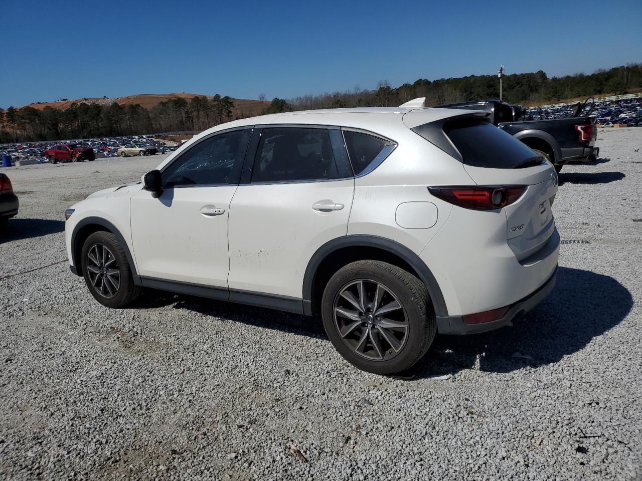 2017 Mazda CX-5 - Image 2