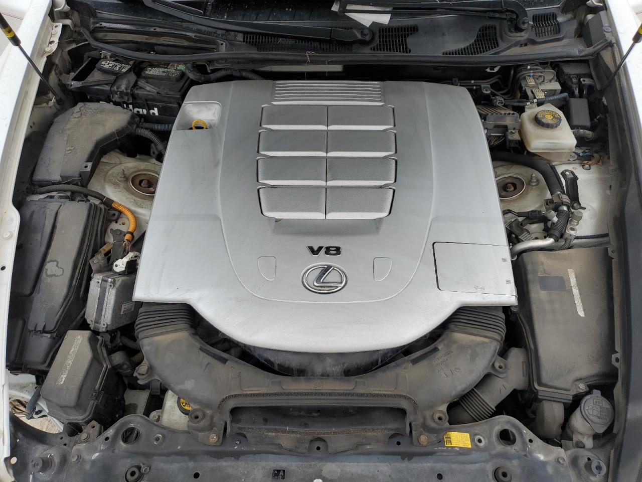 2012 Lexus LS - Image 11