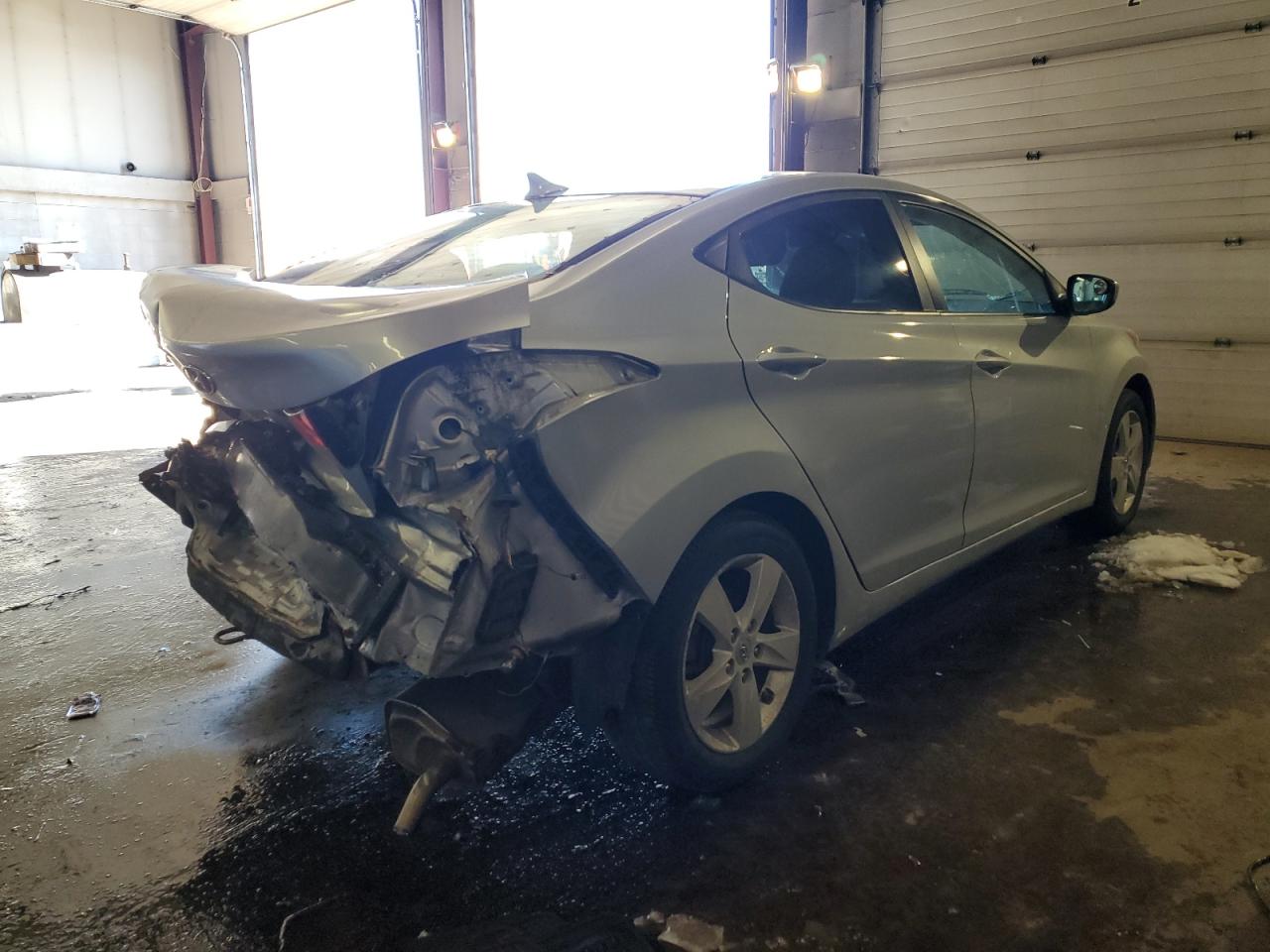 2011 Hyundai Elantra - Image 3