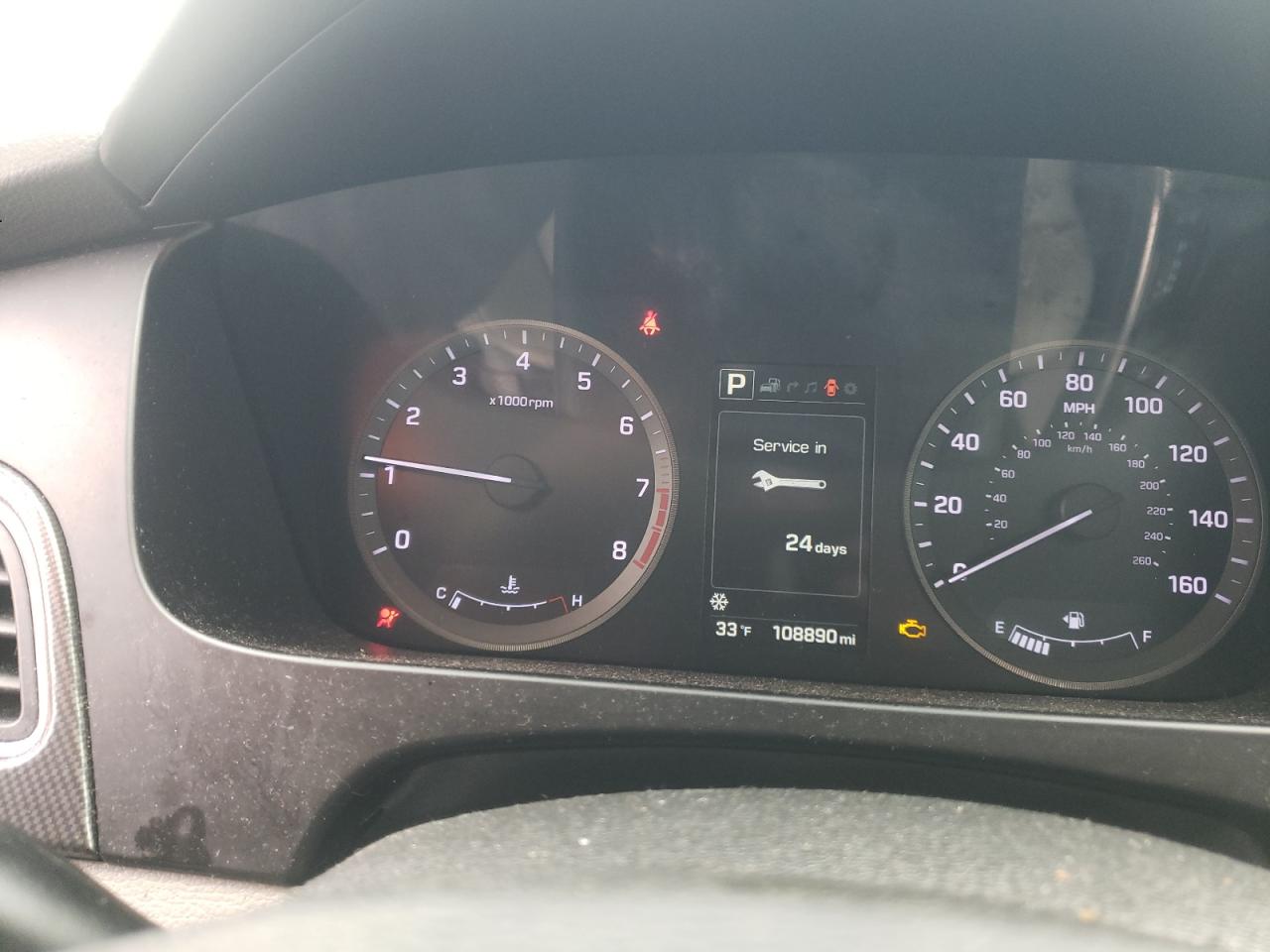 2016 Hyundai Sonata - Image 9
