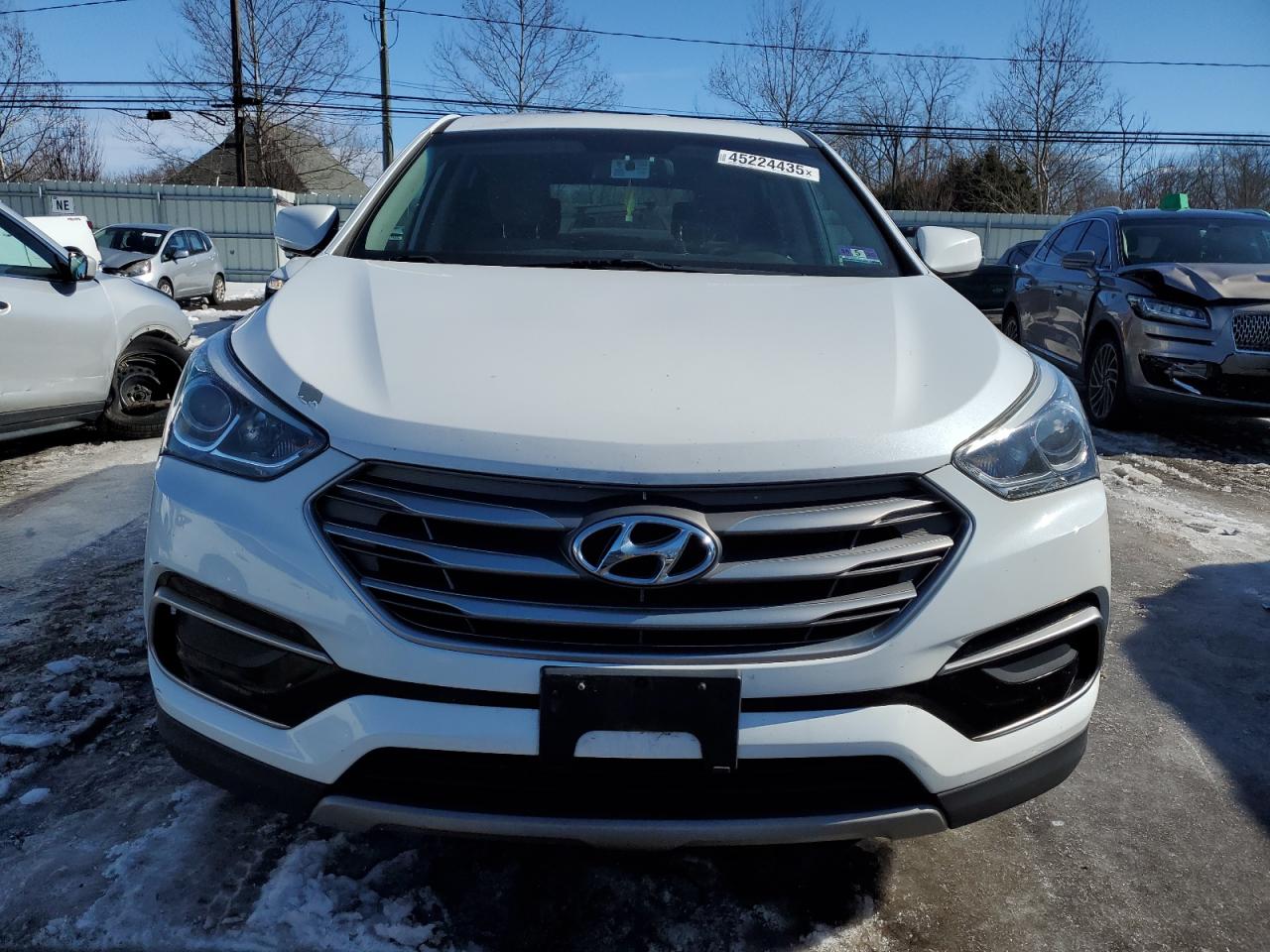 2017 Hyundai Santa Fe - Image 5