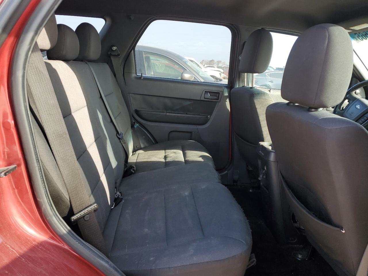 2012 Ford Escape - Image 11