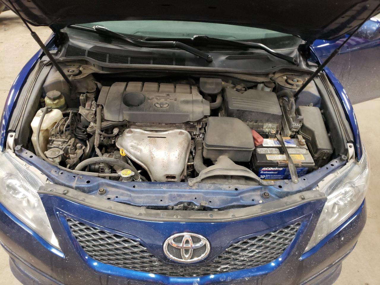 2011 Toyota Camry - Image 11