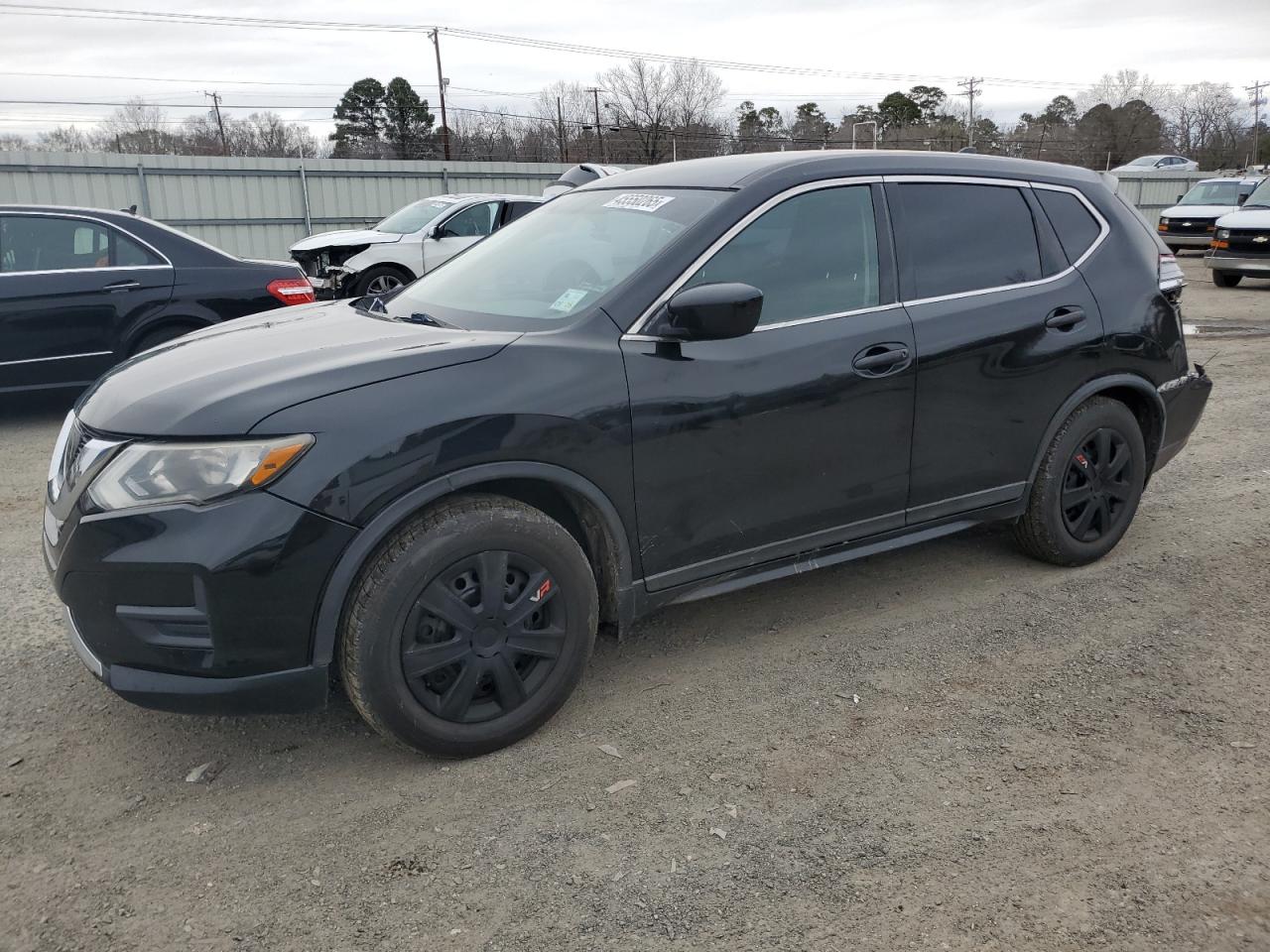 2017 Nissan Rogue - Image 1