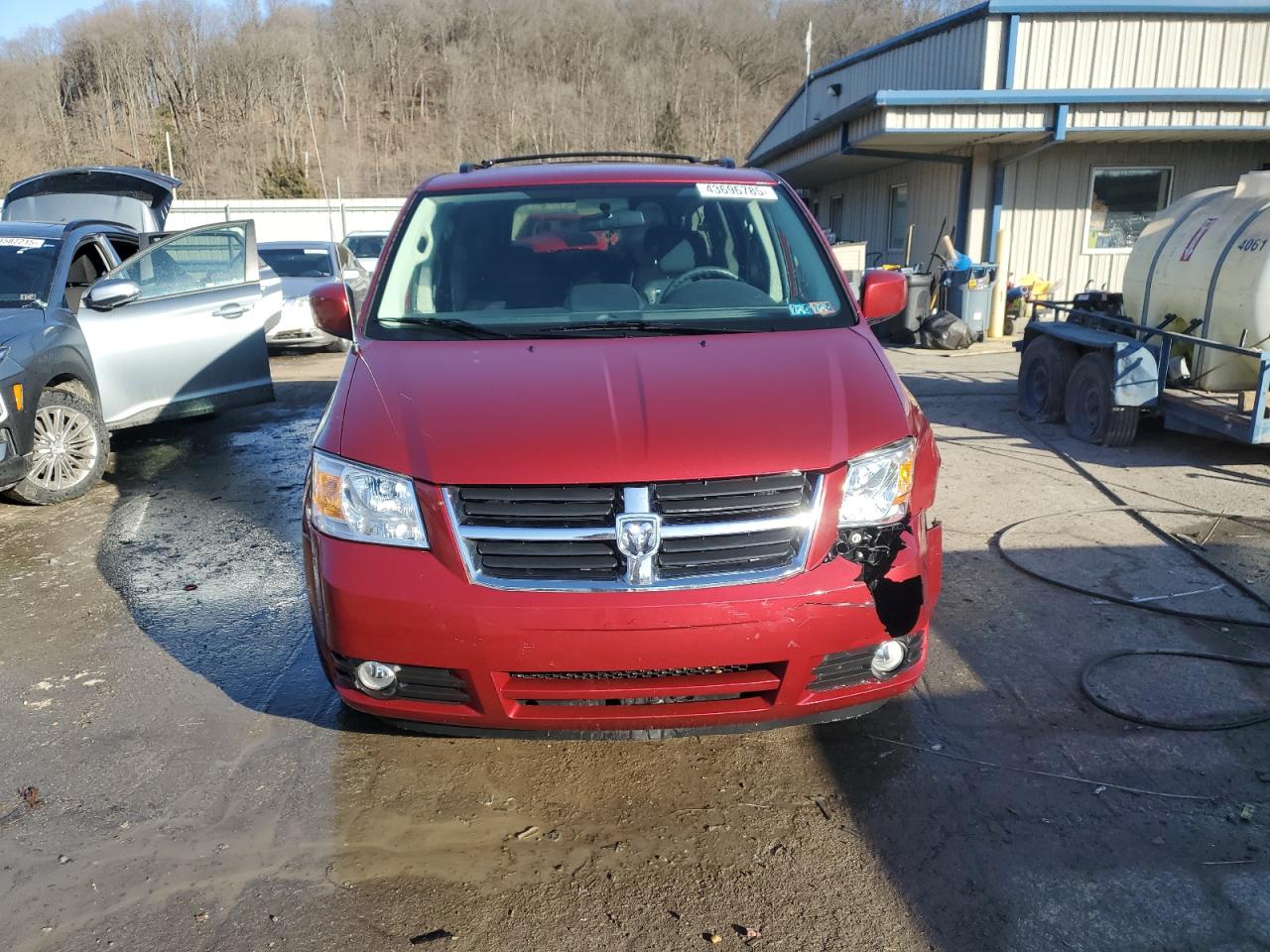 2010 Dodge Caravan - Image 5