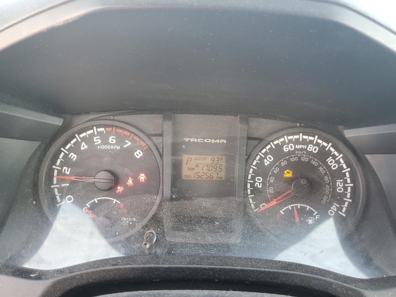 2016 Toyota Tacoma - Image 9