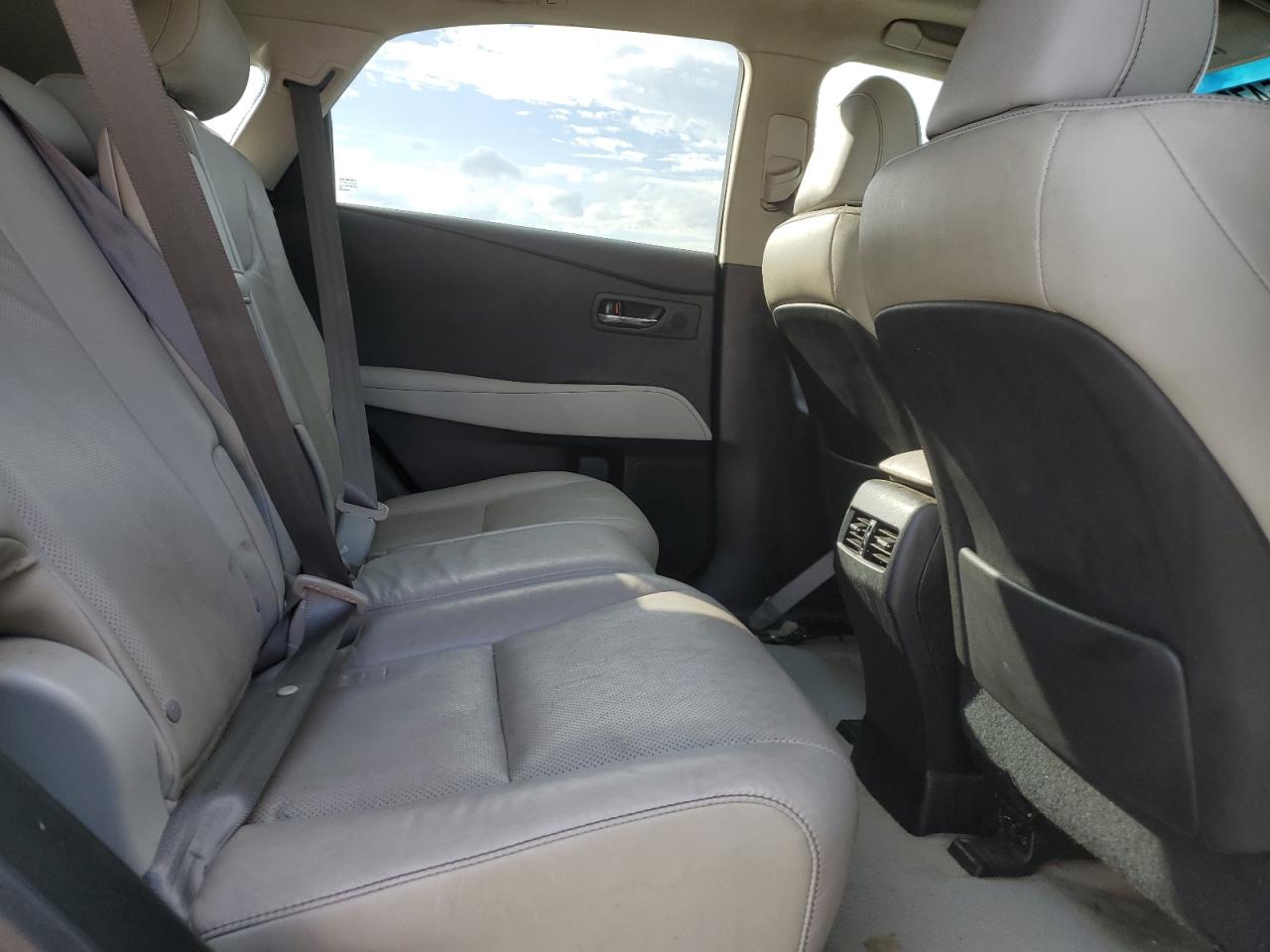 2015 Lexus RX - Image 11
