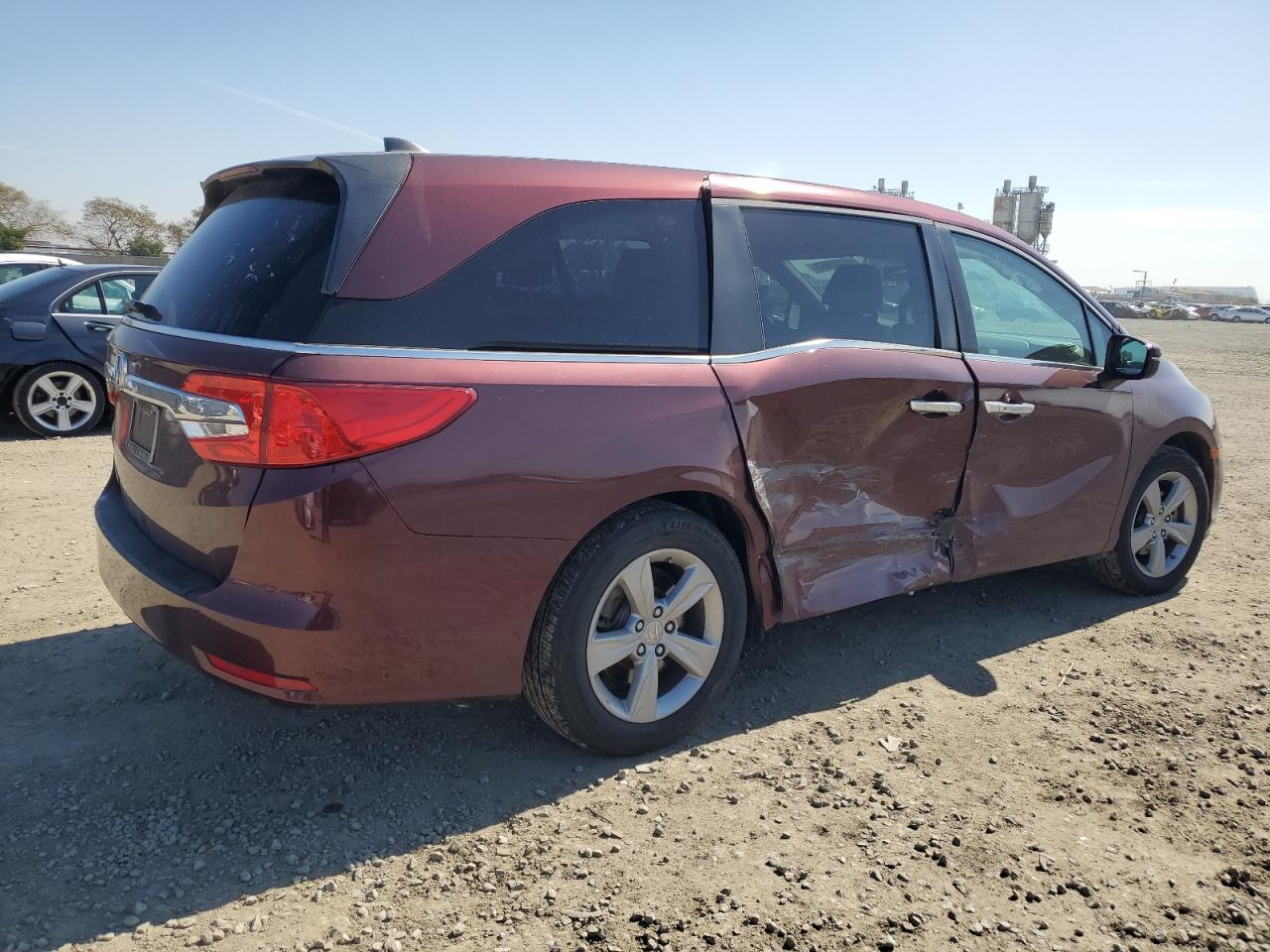 2018 Honda Odyssey - Image 3