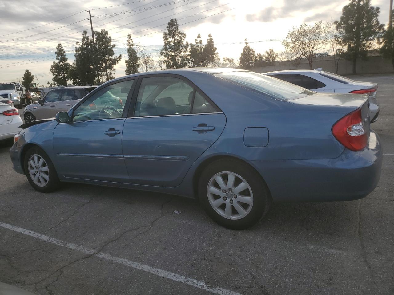 2004 Toyota Camry - Image 2