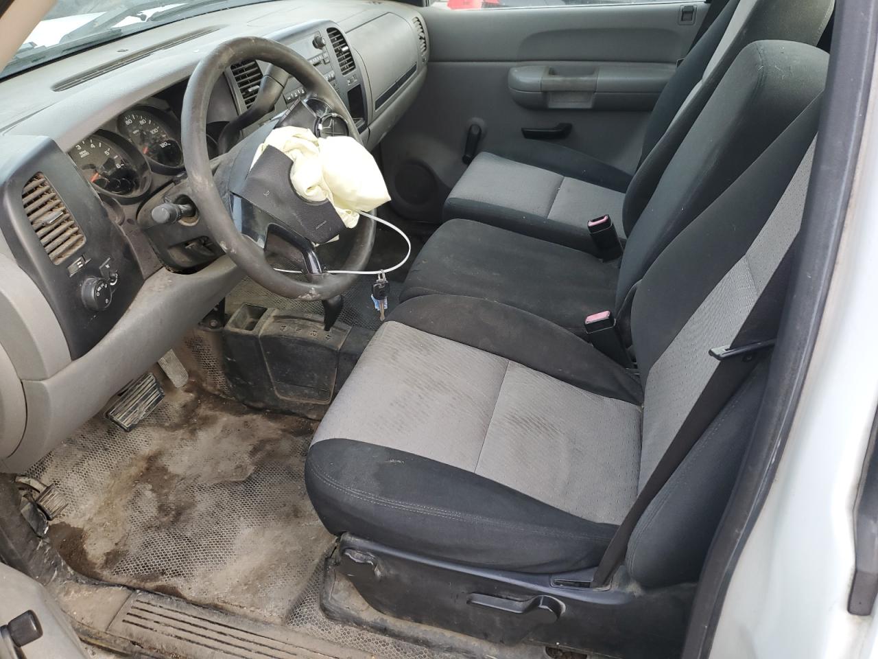 2008 Chevrolet Silverado - Image 7