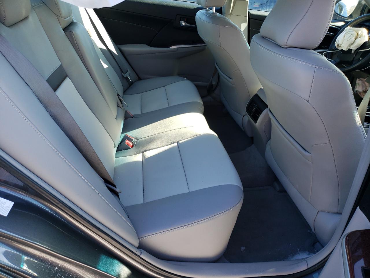 2014 Toyota Camry - Image 10