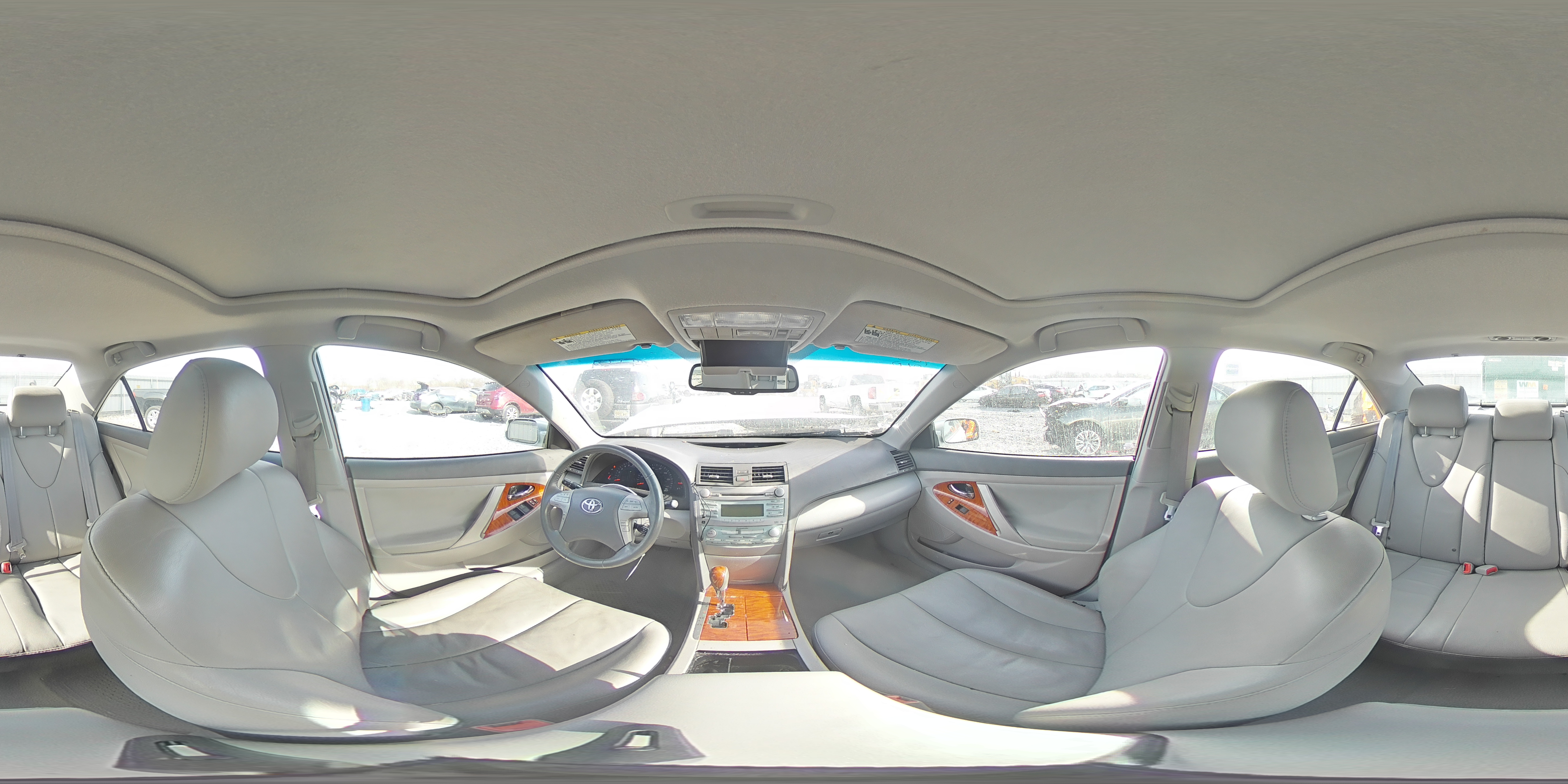 2009 Toyota Camry - Image 13