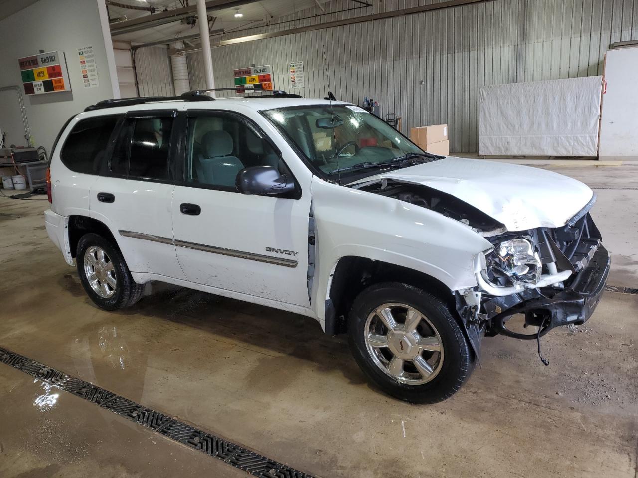2006 GMC Envoy - Image 4