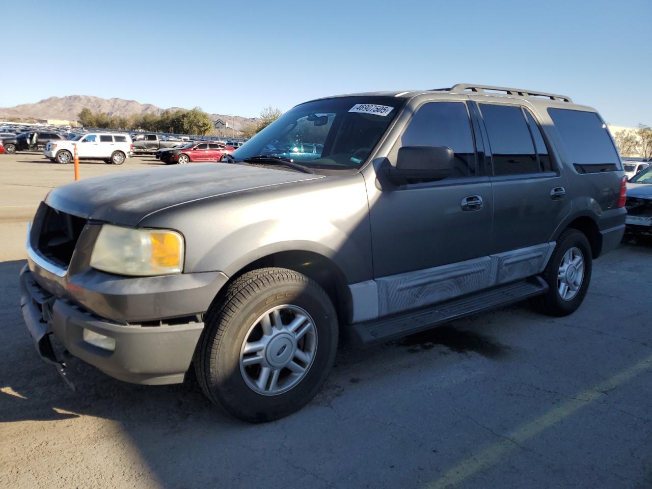 2005 Ford Expedition - Image 1