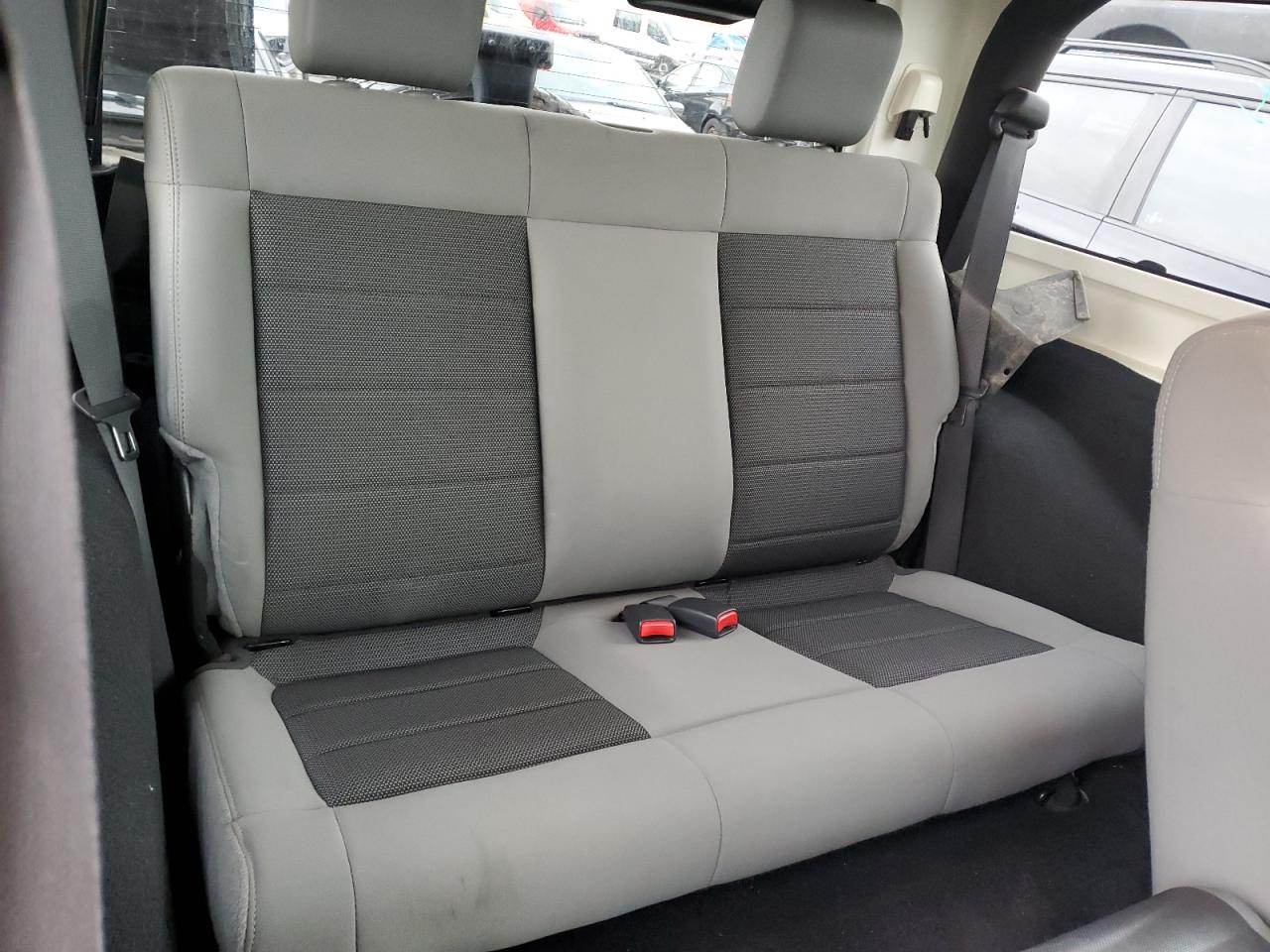 2010 Jeep Wrangler - Image 10