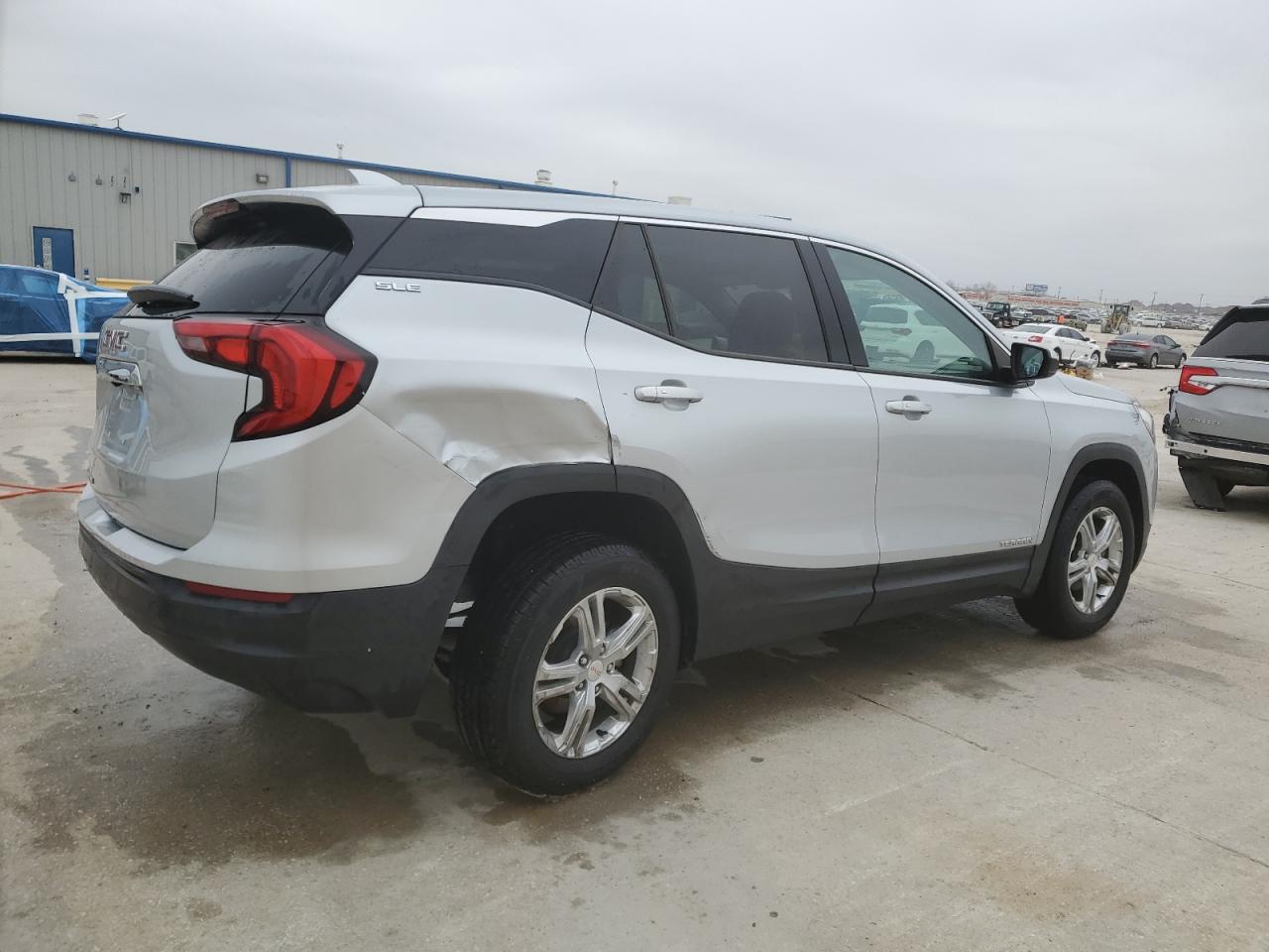 2020 GMC Terrain - Image 3
