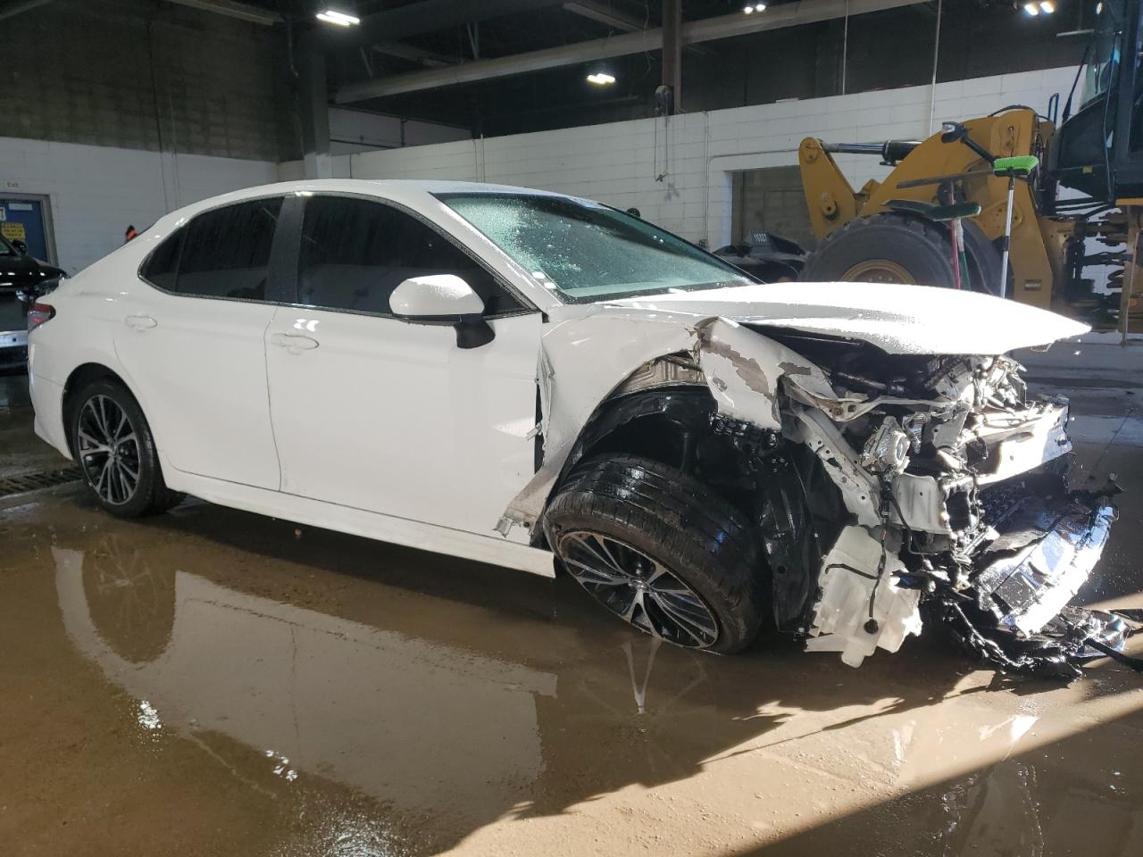 2019 Toyota Camry - Image 4
