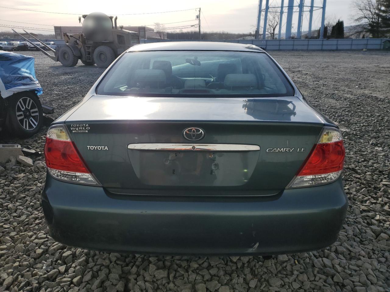 2005 Toyota Camry - Image 6