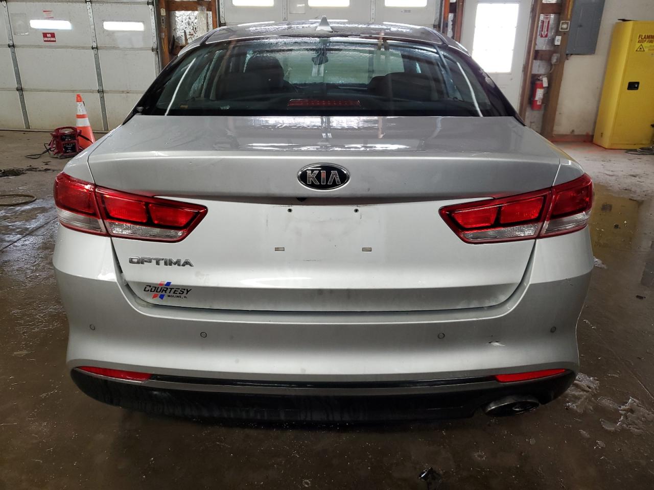 2018 Kia Optima - Image 6