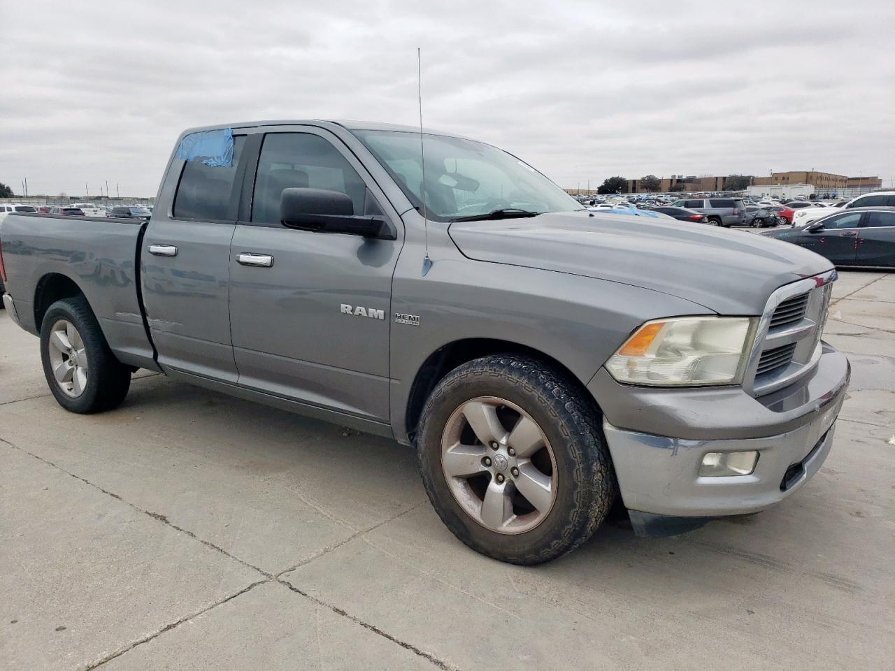 2010 Dodge RAM - Image 4