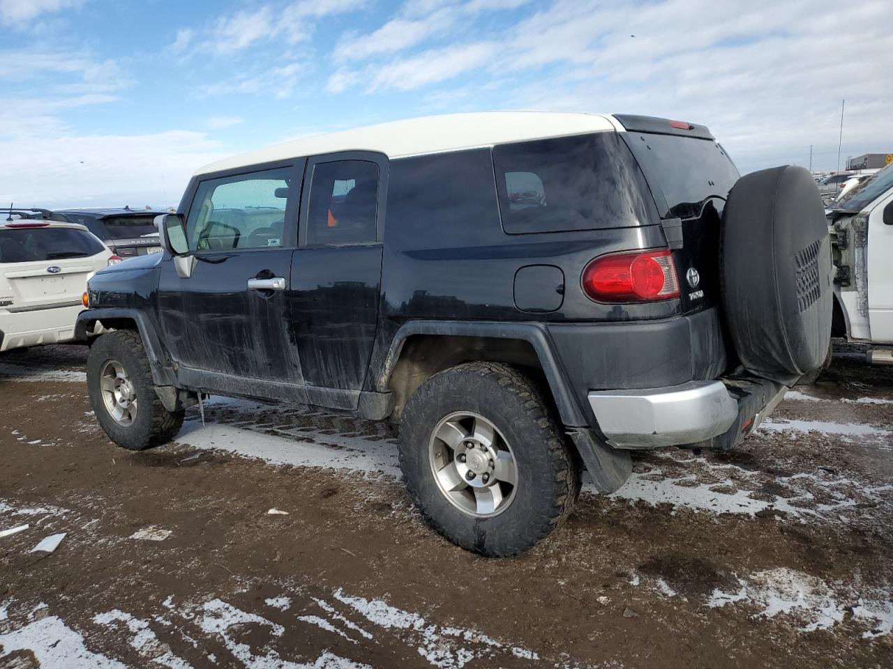 2008 Toyota FJ Cruiser - Image 2