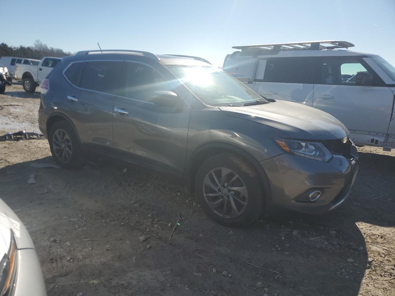 2016 Nissan Rogue - Image 4