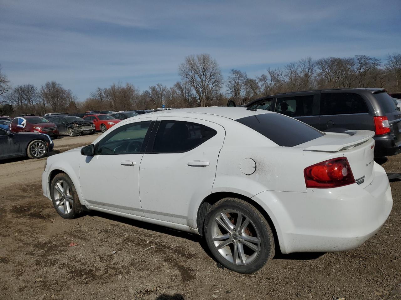 2014 Dodge Avenger - Image 2