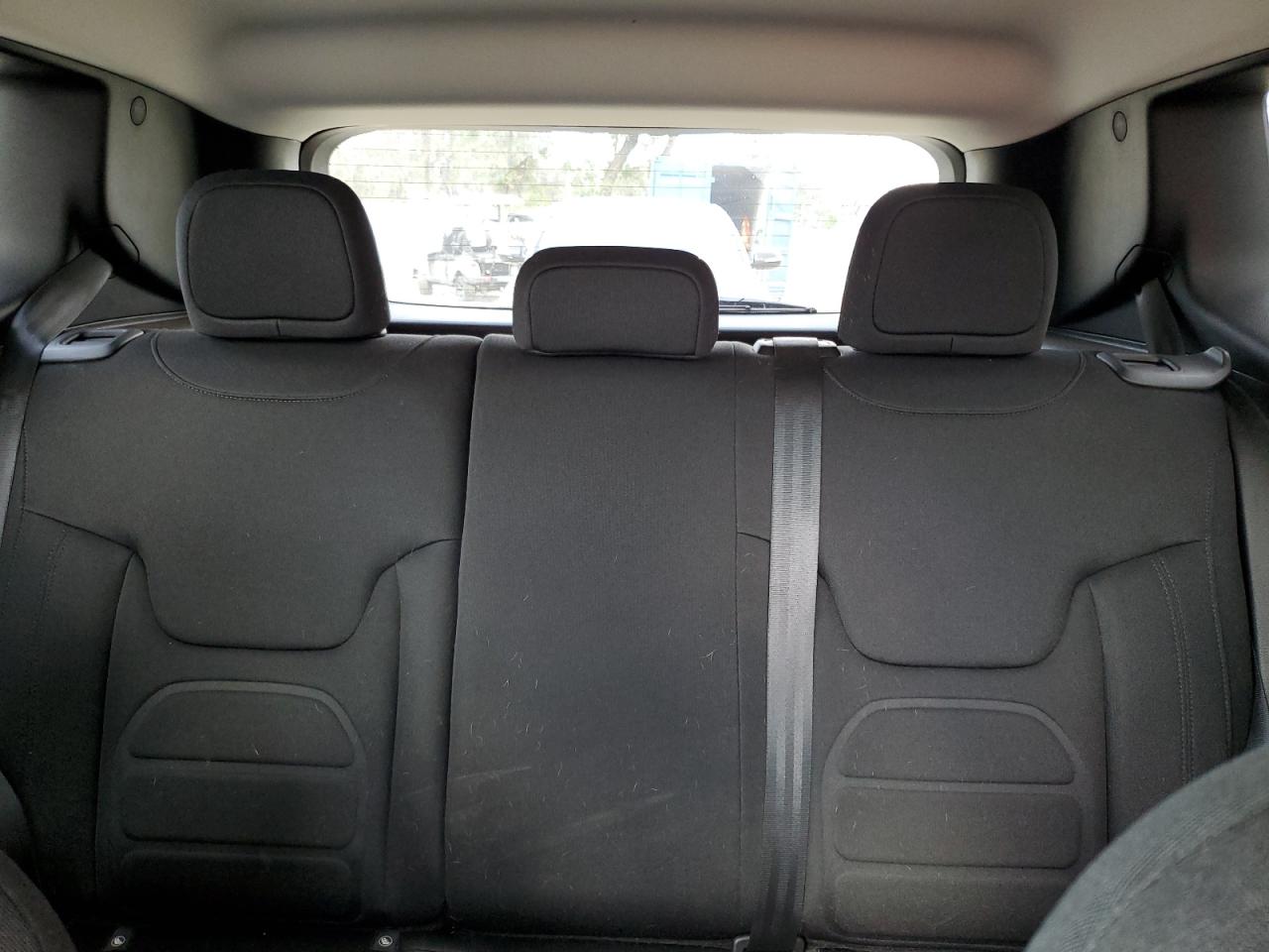 2018 Jeep Renegade - Image 10
