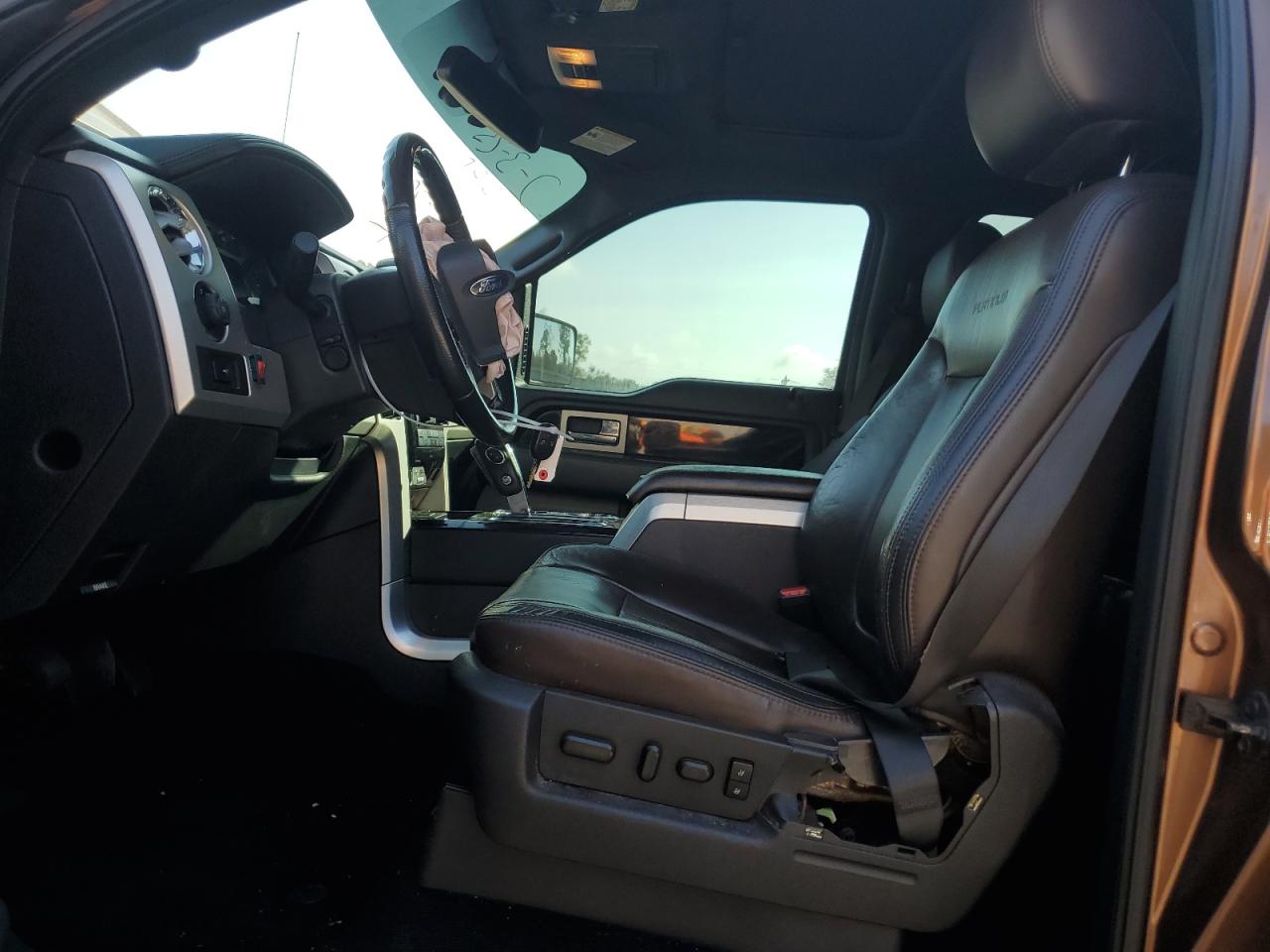 2011 Ford F-150 - Image 7