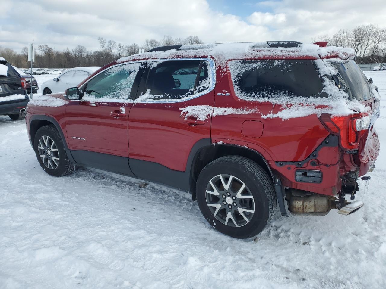 2021 GMC Acadia - Image 2