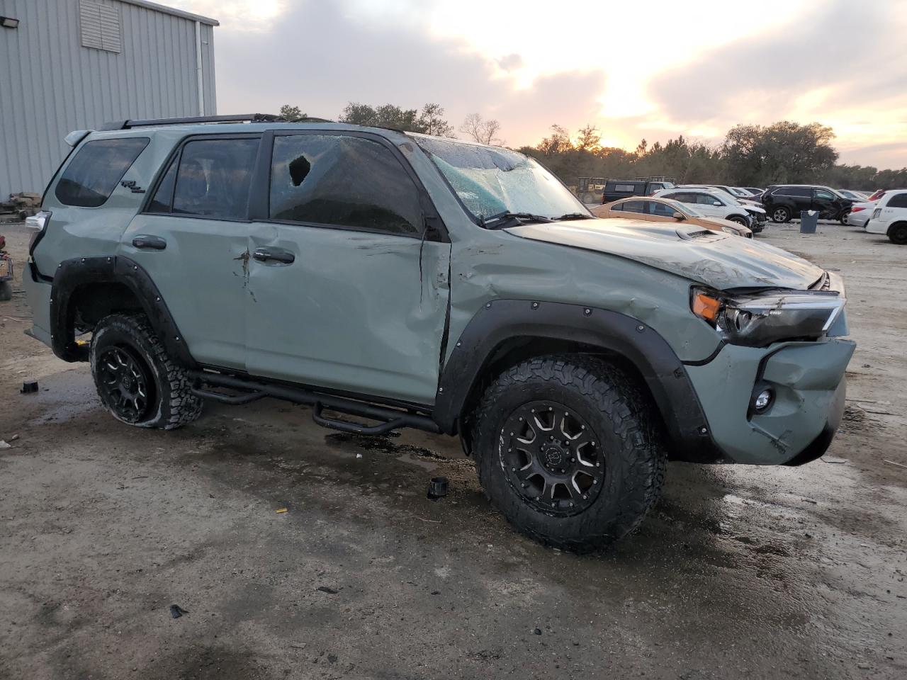 2022 Toyota 4Runner - Image 4