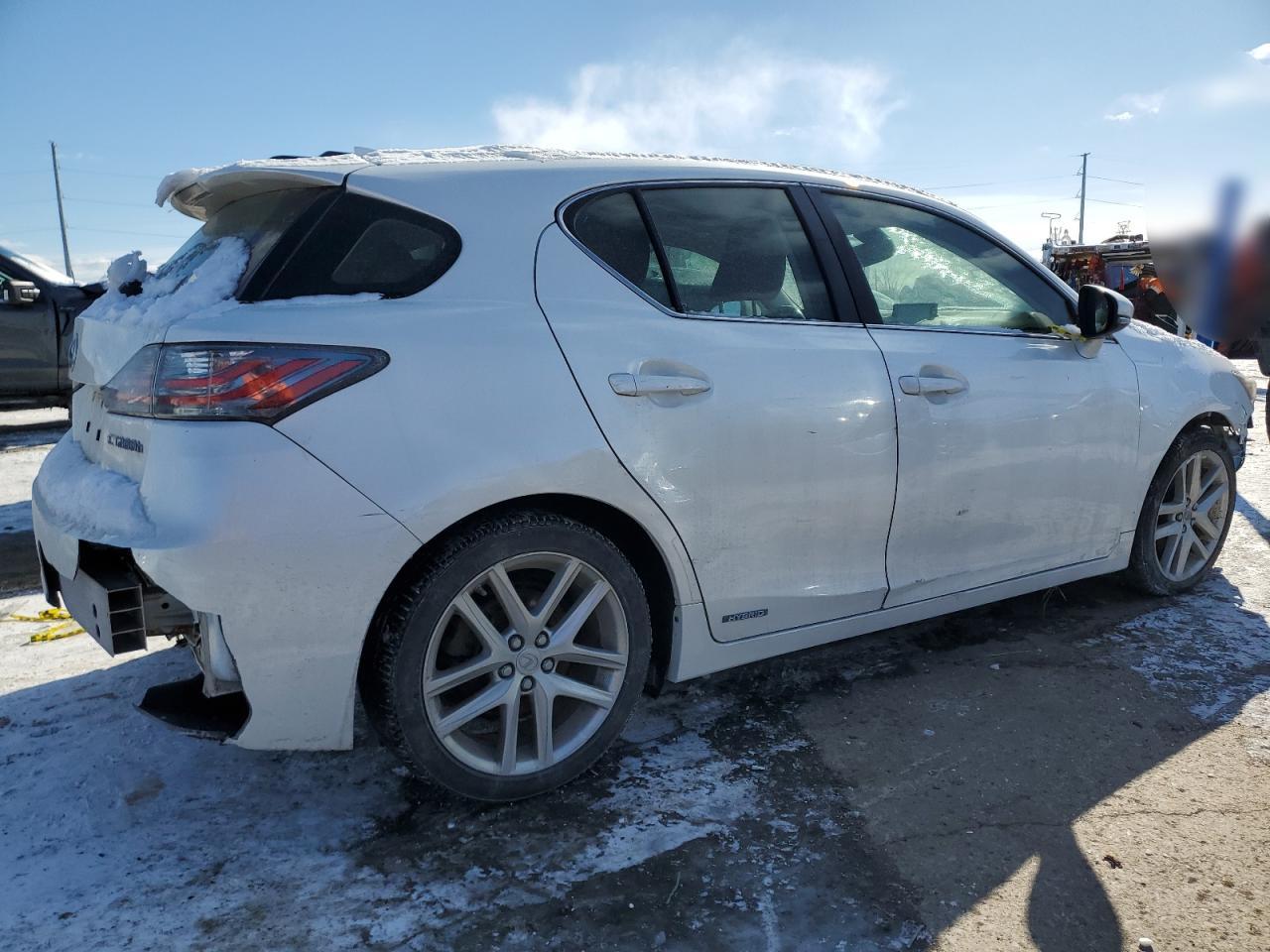 2016 Lexus CT - Image 3