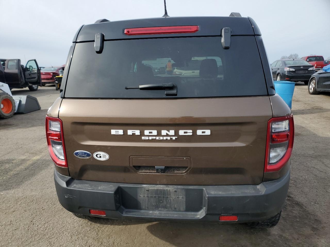 2022 Ford Bronco - Image 6