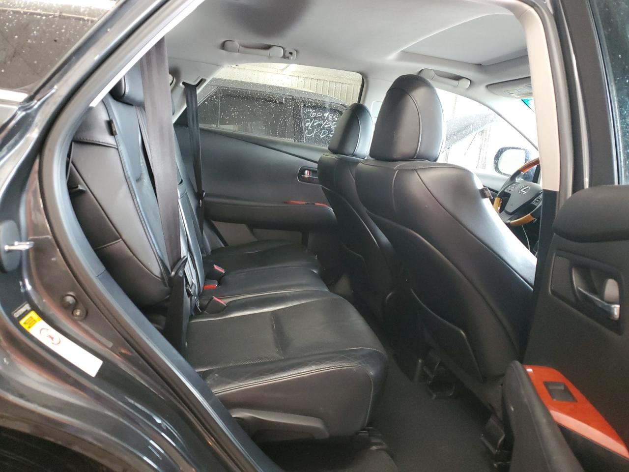 2010 Lexus RX - Image 11