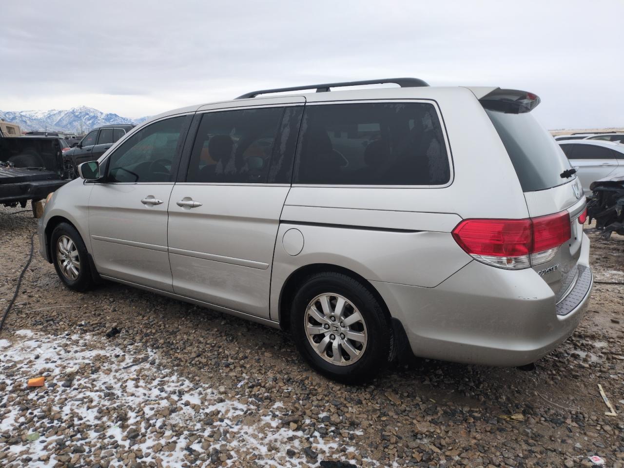 2008 Honda Odyssey - Image 2