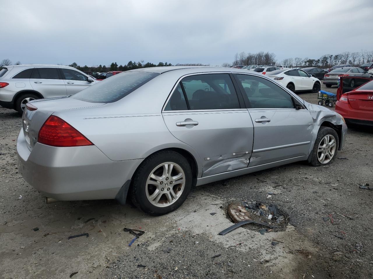2007 Honda Accord - Image 3