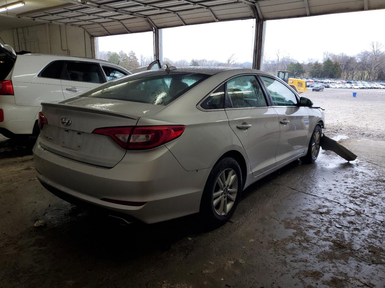 2017 Hyundai Sonata - Image 3