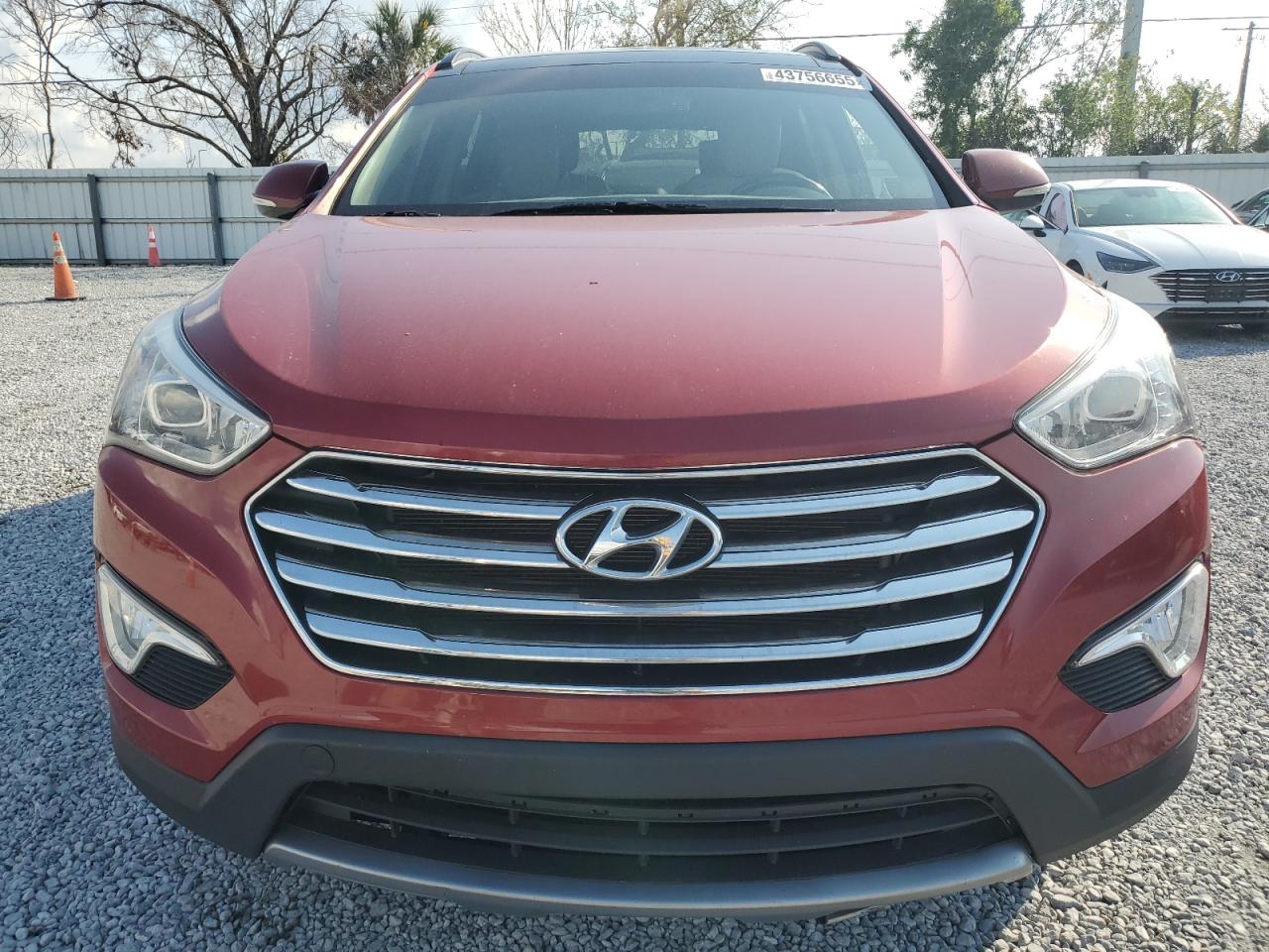 2015 Hyundai Santa Fe - Image 5
