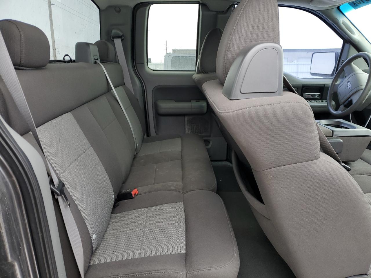 2006 Ford F-150 - Image 11