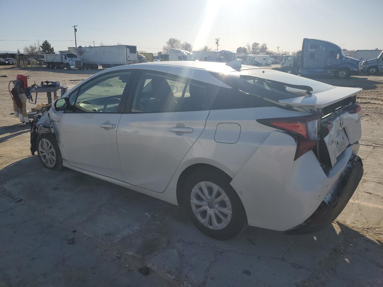 2019 Toyota Prius - Image 2