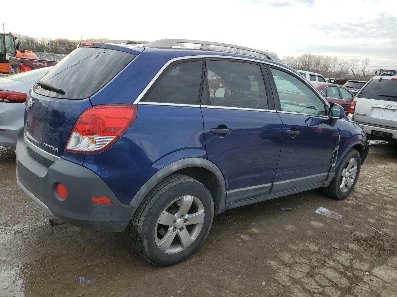 2012 Chevrolet Captiva - Image 3