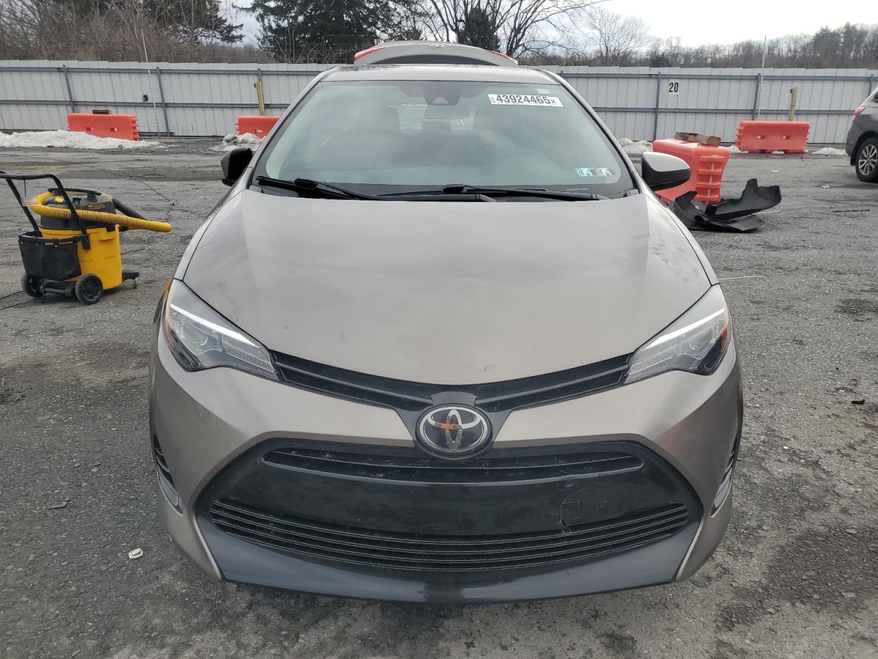 2018 Toyota Corolla - Image 5
