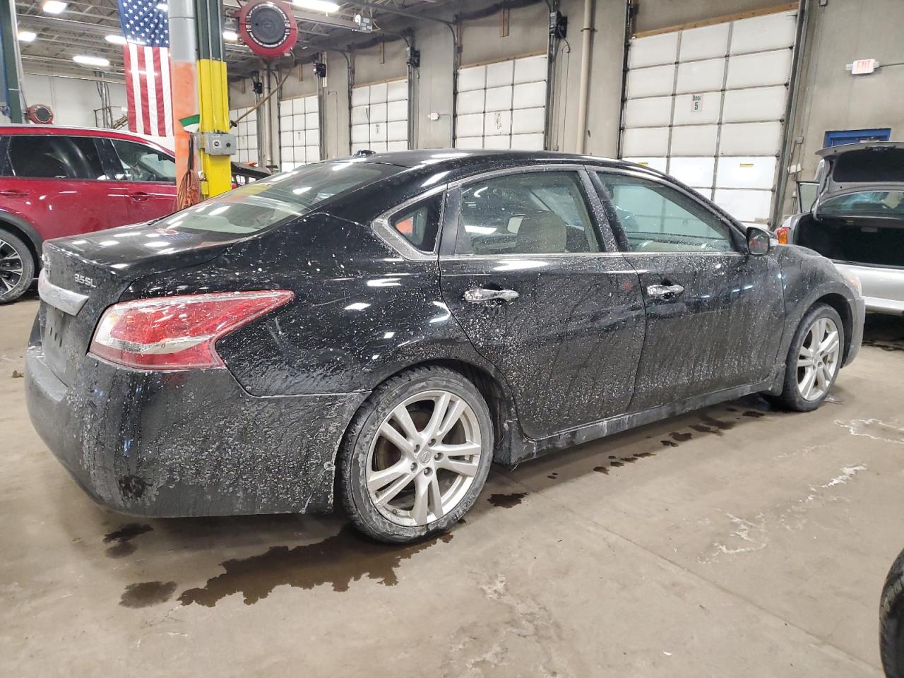 2013 Nissan Altima - Image 3